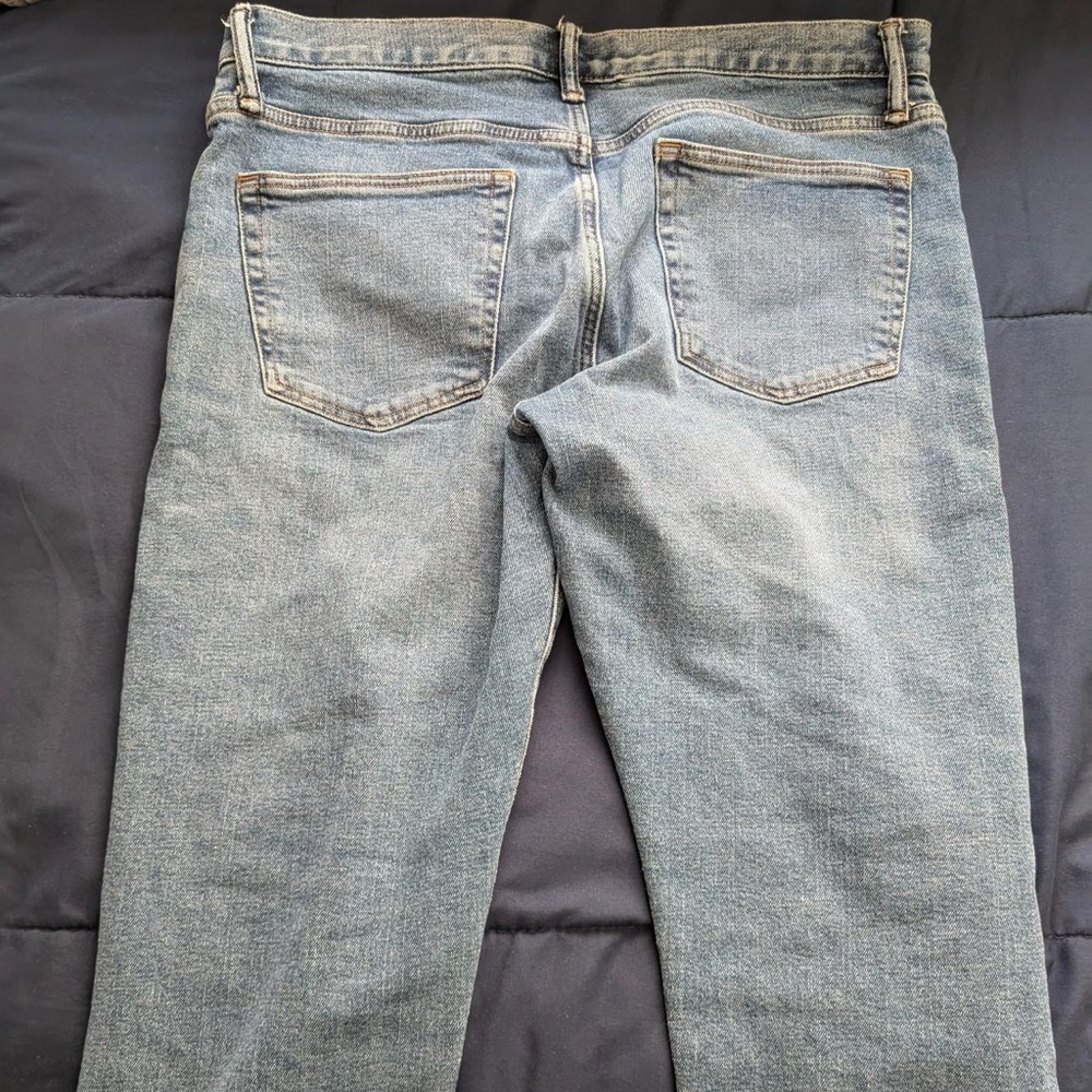 GAP Blue Straight taper Jeans Classic Denim light wash